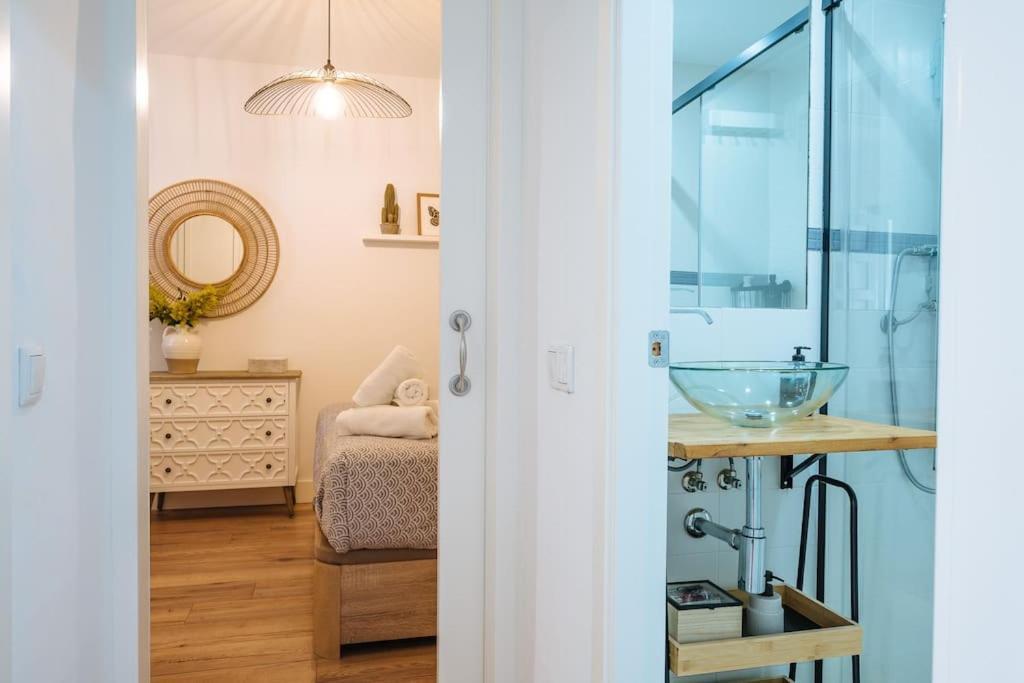 New Apartment In Traditional Building Of The XVI Century Севілья Екстер'єр фото